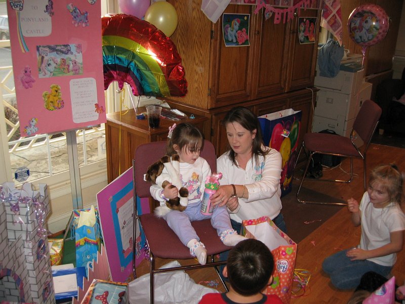 20041204 Jillian bday 44.JPG